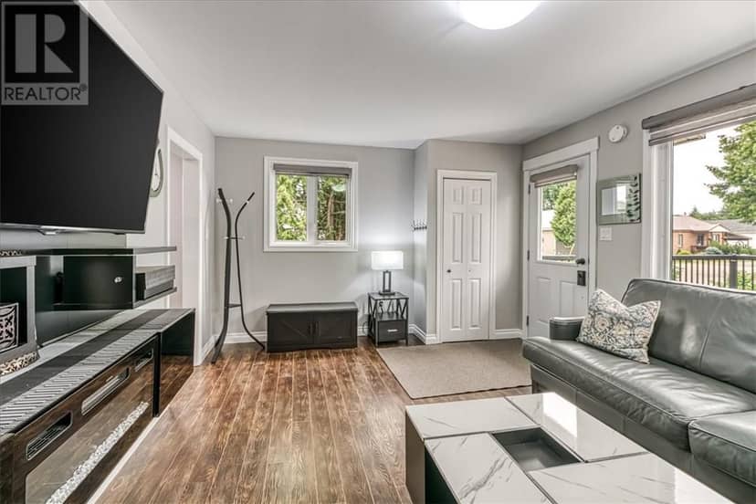 119 Mackie Street — photo 6 of 39