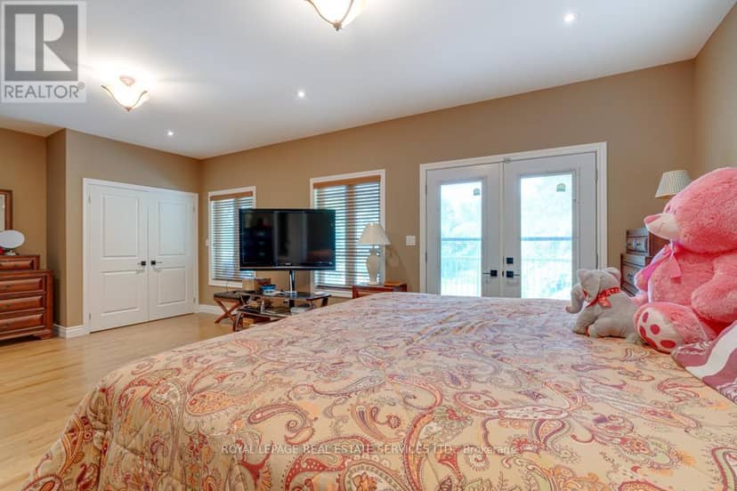 6949 Thorold Stone Road — photo 30 of 40