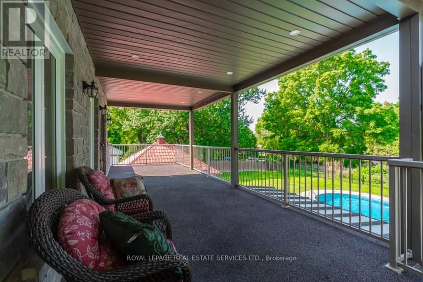 6949 Thorold Stone Road — photo 33 of 40