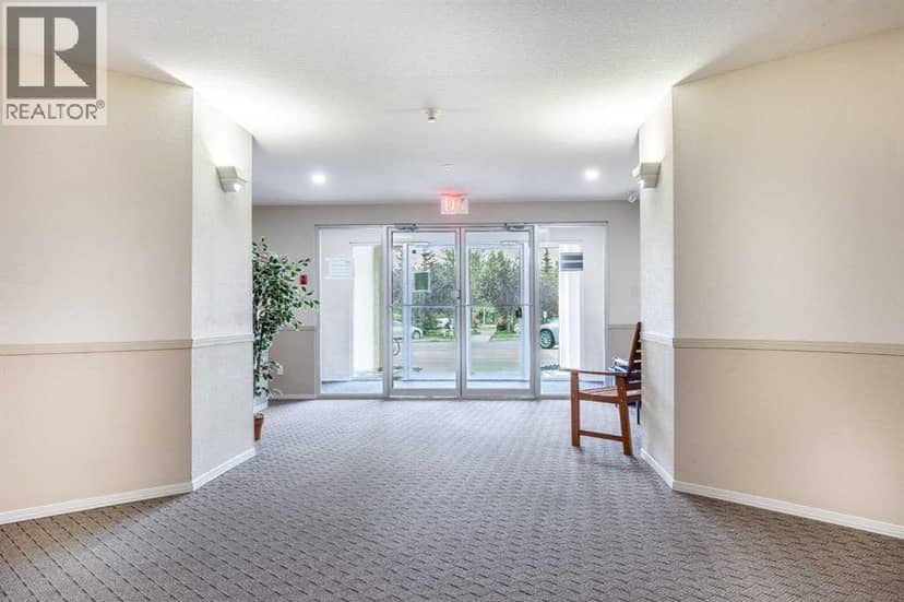216, 2000 Citadel Meadow Point NW, Calgary, photo 3