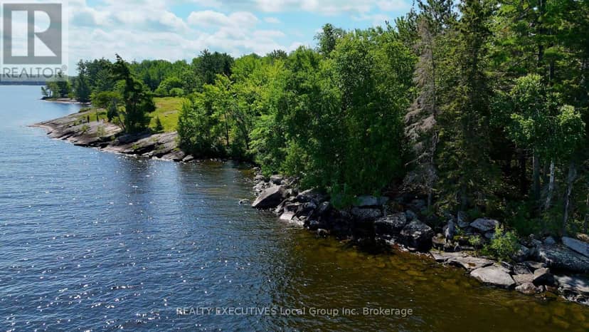 672 Tillicum Bay Road — photo 4 of 21