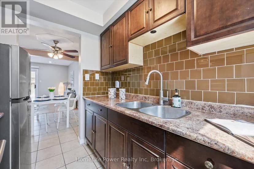 #239 - 31 Greengate Road — photo 14 of 34