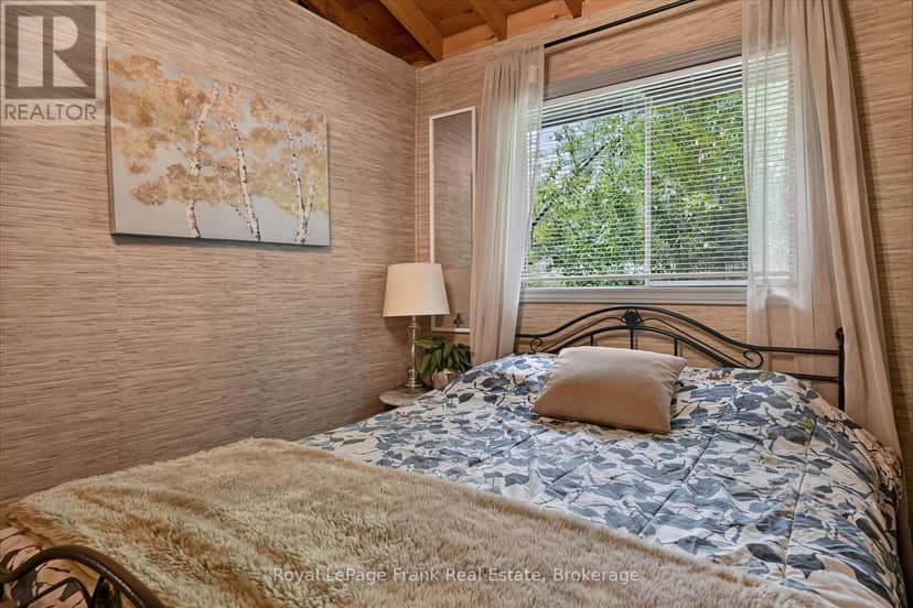 442 Island 7 Stoney Lake — photo 33 of 40