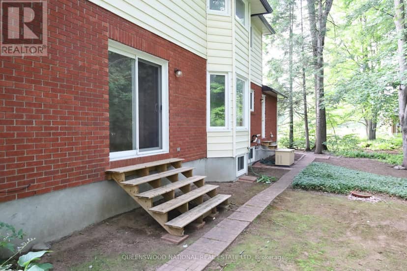 1080 Sunnydale Street, Ottawa, photo 5