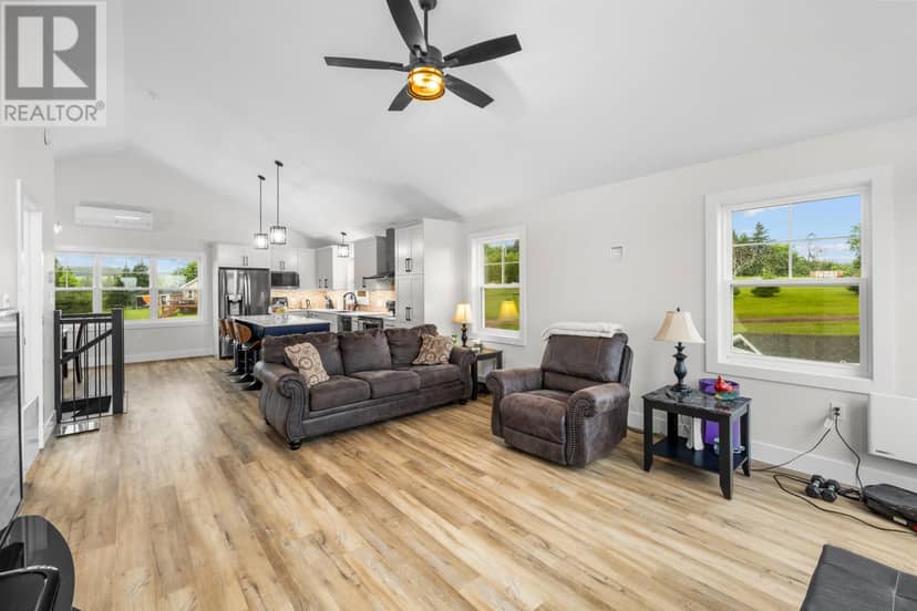 31 Hilltop Court — photo 19 of 40