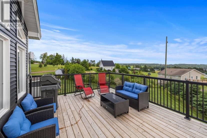 31 Hilltop Court — photo 13 of 40