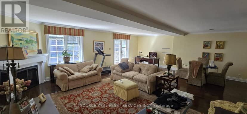 45 Clareville Crescent — photo 18 of 23