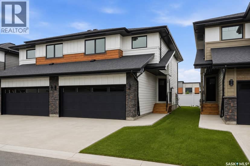138 155 McFaull WAY — photo 1 of 40