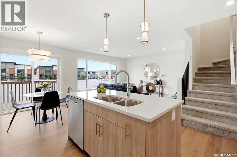 138 155 McFaull WAY — photo 13 of 40