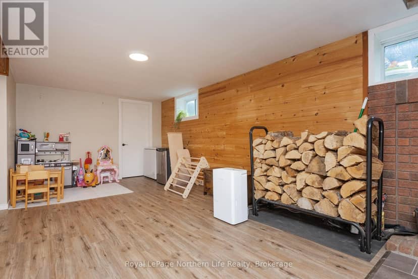 989 Pioneer Road — photo 26 of 40