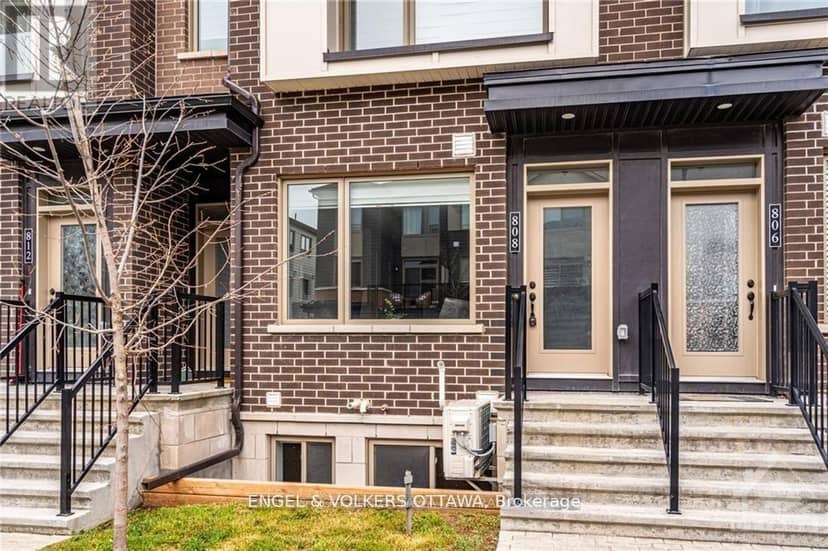 808 Kiniw Private — photo 2 of 23
