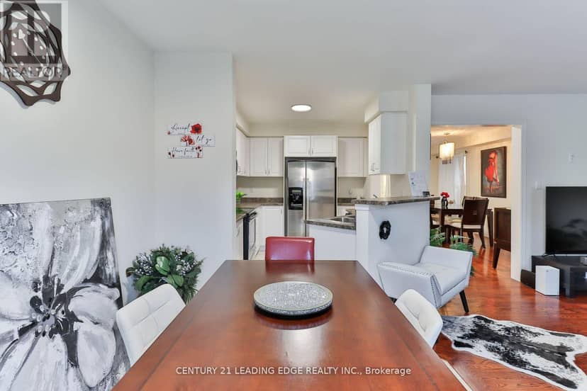 15 Robertdale Court — photo 12 of 33