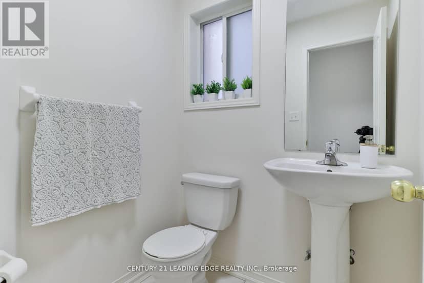 15 Robertdale Court — photo 13 of 33