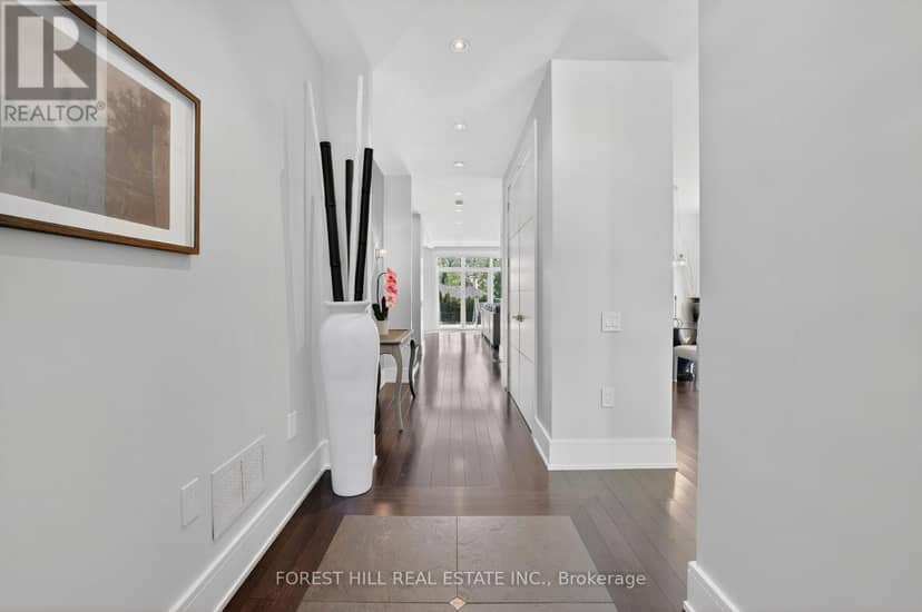 51 Greenfield Drive — photo 3 of 40