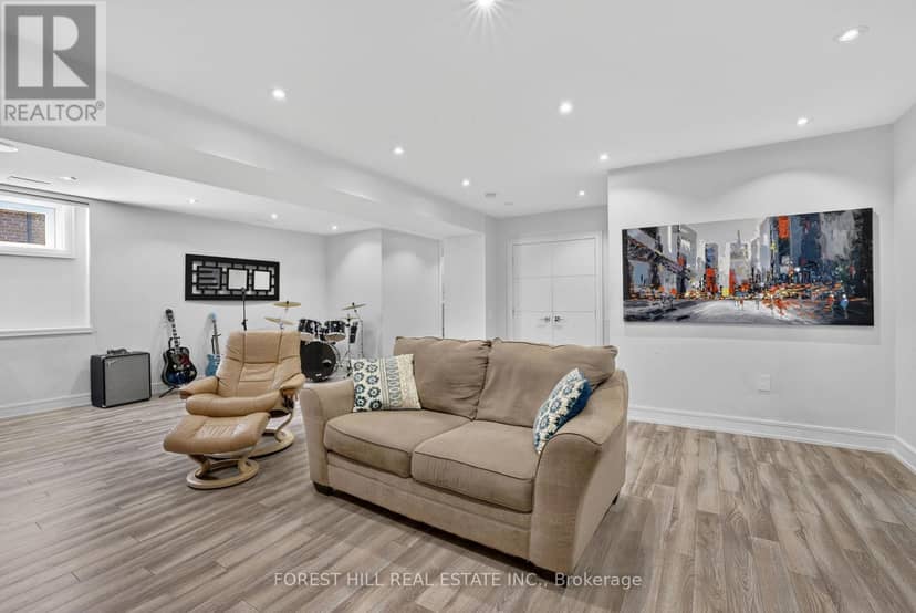 51 Greenfield Drive — photo 30 of 40