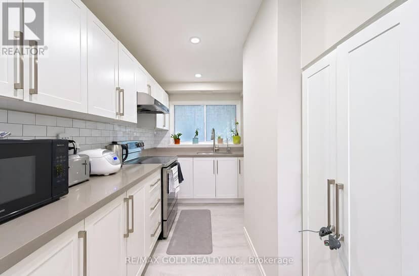 87 - 180 Mississauga Valley Boulevard — photo 13 of 39