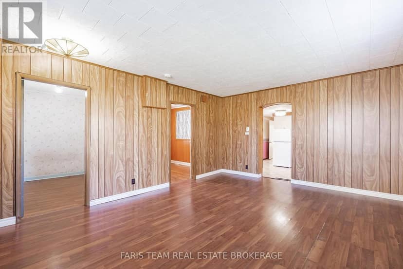32 Lorne Avenue — photo 18 of 30
