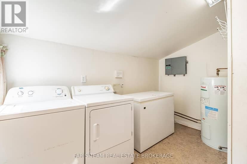 32 Lorne Avenue — photo 26 of 30