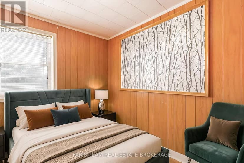 32 Lorne Avenue — photo 19 of 30