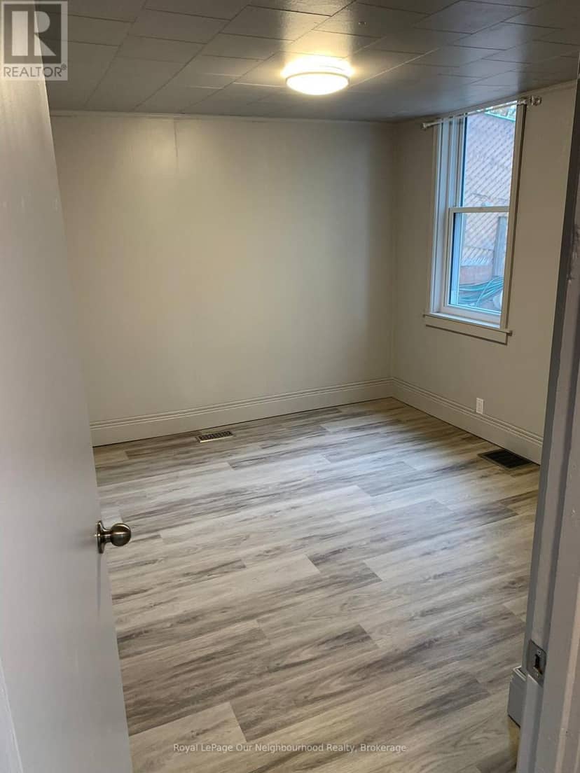 5749 Summer Street — photo 36 of 40