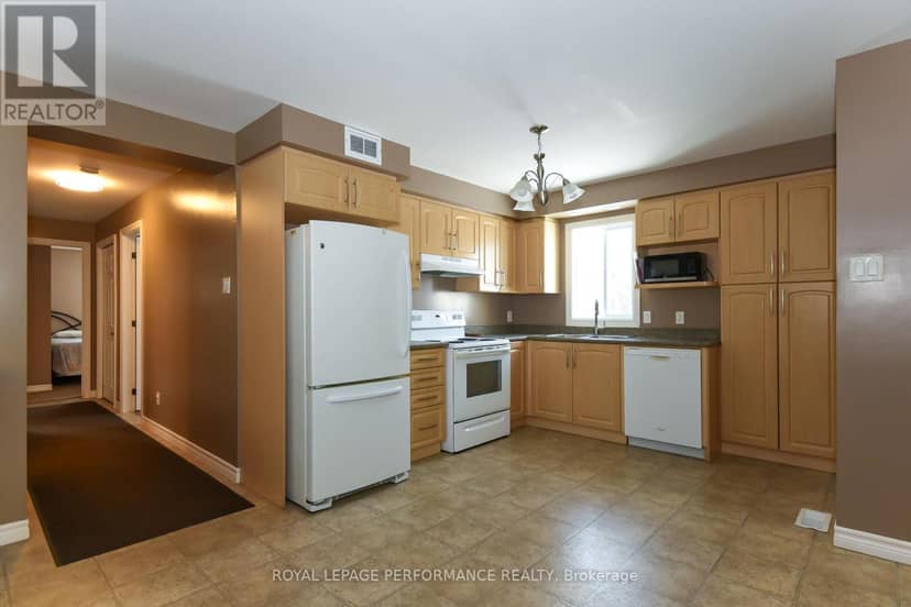 35 Cloverloft Court — photo 12 of 40