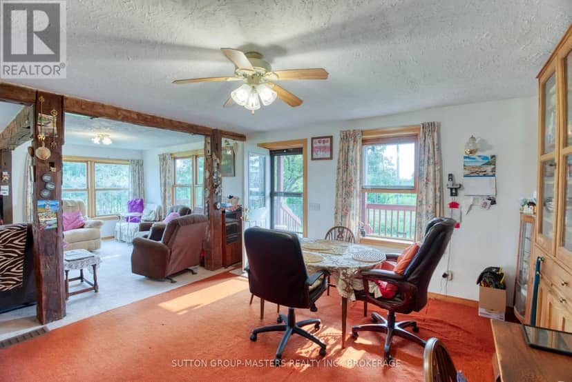 1329 Eden Grove Road, Front of Leeds & Seeleys Bay, photo 2