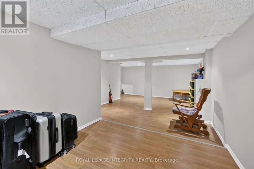 4356 Stella Crescent — photo 39 of 40