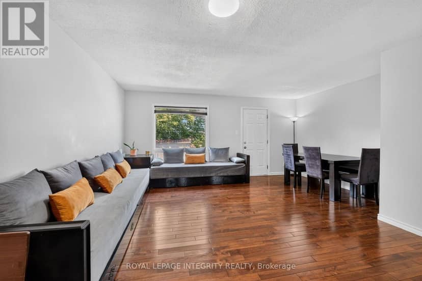 4356 Stella Crescent — photo 7 of 40
