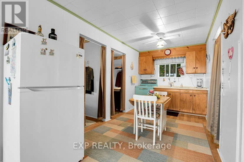 11 Goodbody Crescent — photo 13 of 40