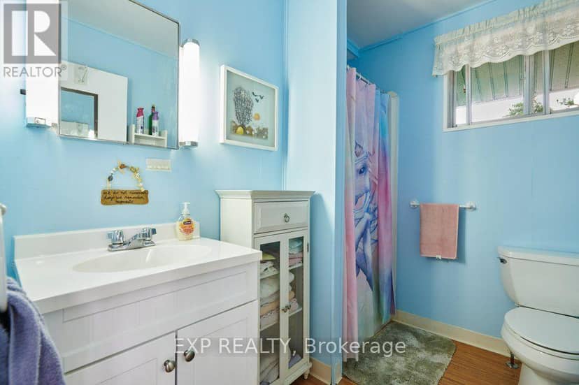 11 Goodbody Crescent — photo 20 of 40
