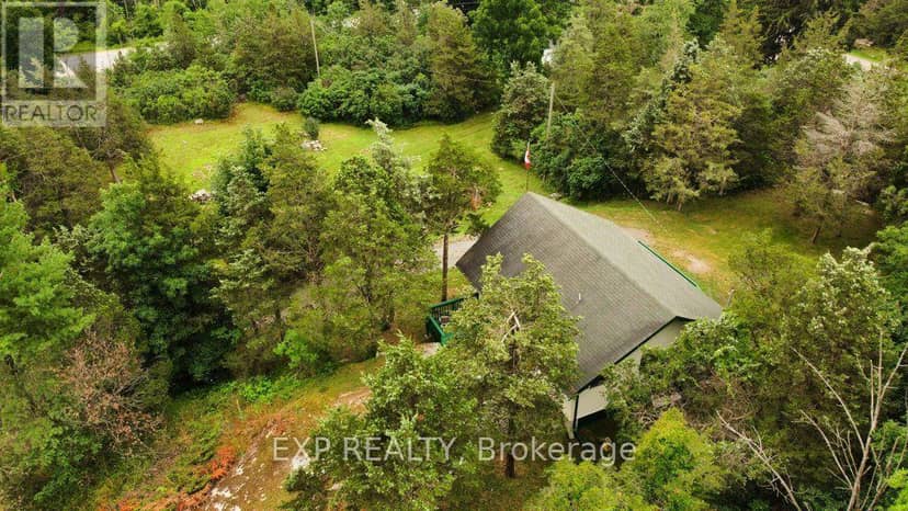 11 Goodbody Crescent — photo 36 of 40