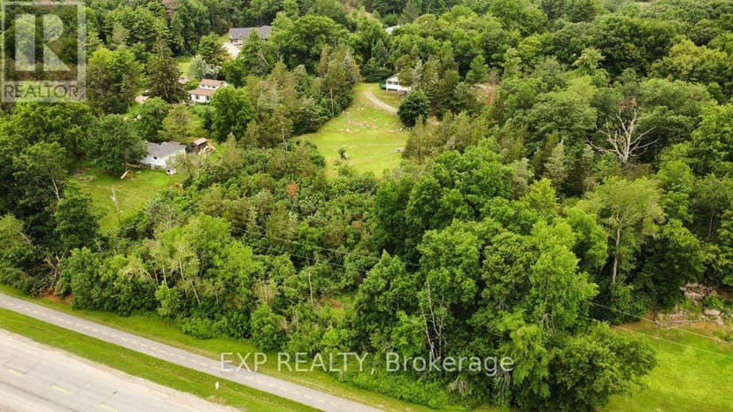 11 Goodbody Crescent — photo 40 of 40