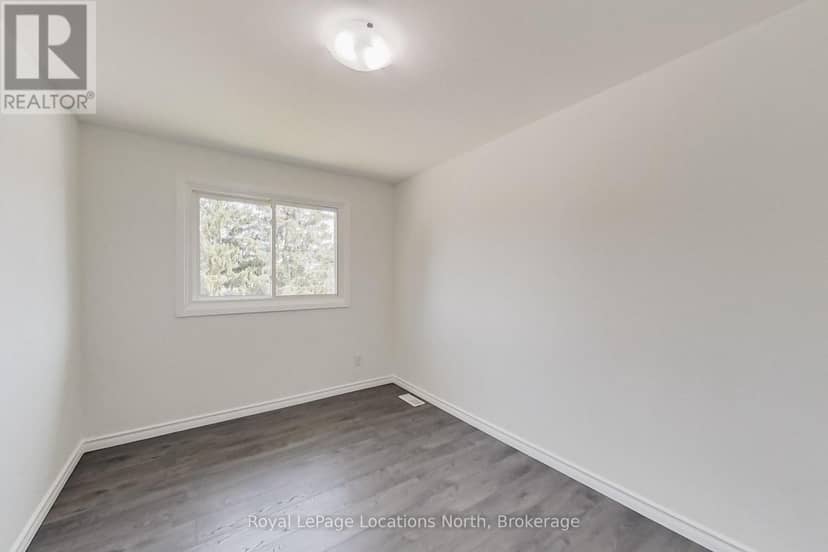 71 Gibbard Crescent — photo 16 of 24