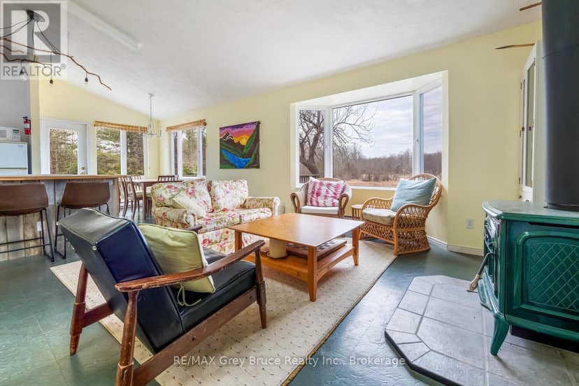 65 Lawrence Road — photo 15 of 40