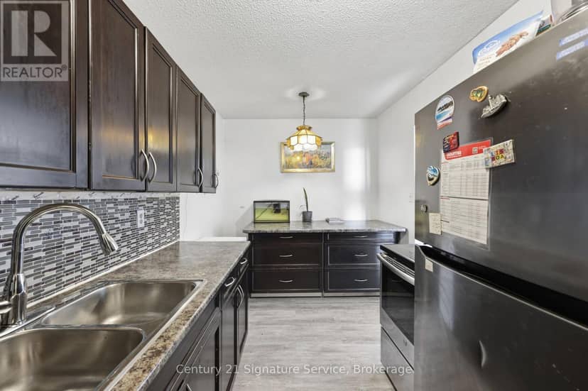 610 - 1250 Bridletowne Circle — photo 17 of 30