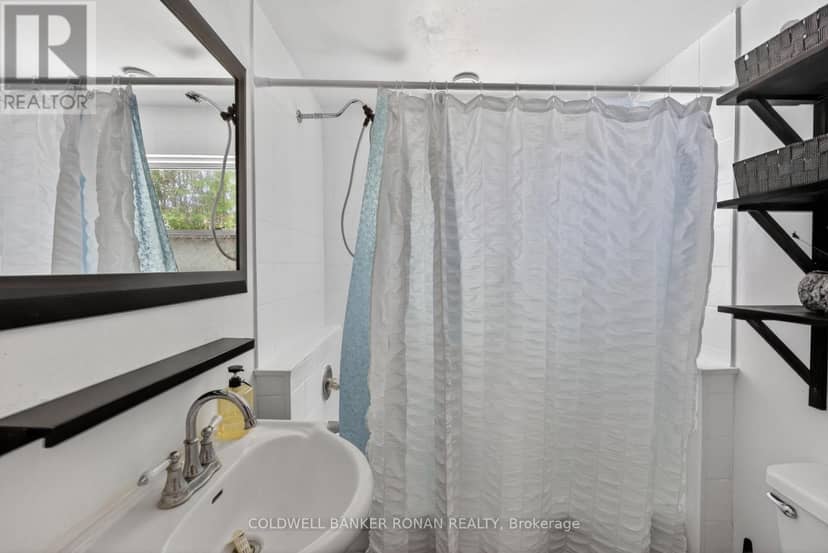 246 Weir Street — photo 18 of 35