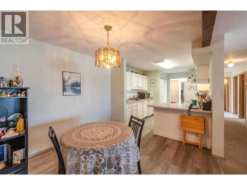195 Warren Avenue W Unit# 406, Penticton