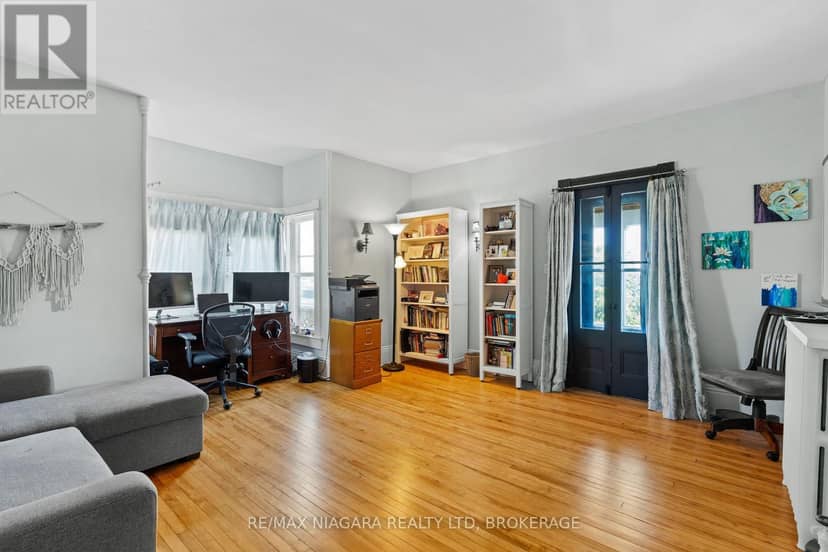 14 Catharine Street — photo 21 of 38