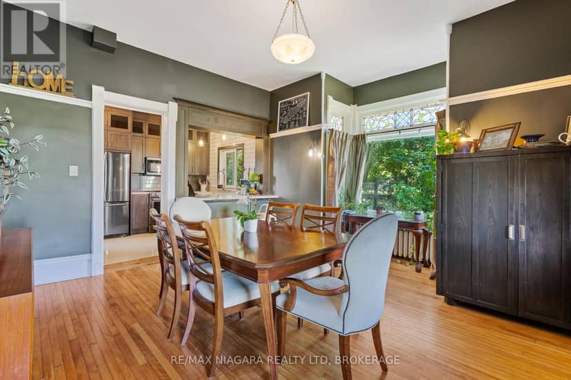 14 Catharine Street — photo 9 of 38