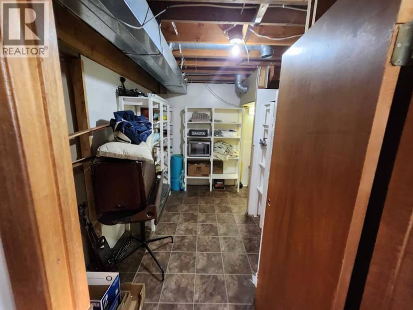 31 Hollinger Drive — photo 32 of 40