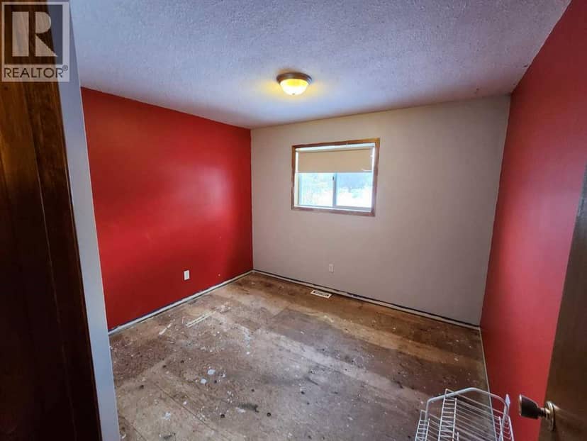31 Hollinger Drive — photo 22 of 40