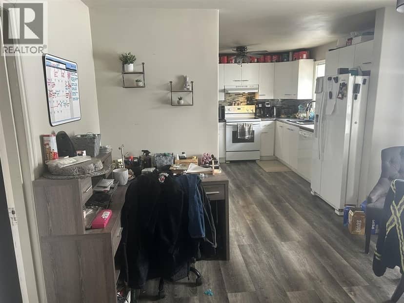 8508 98 AVENUE, Fort St. John, photo 2