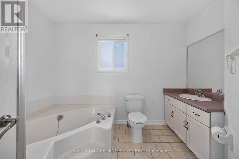 21 Springgarden Crescent — photo 21 of 40