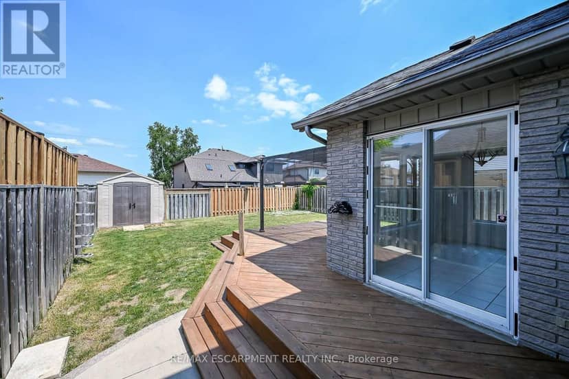 21 Springgarden Crescent — photo 39 of 40