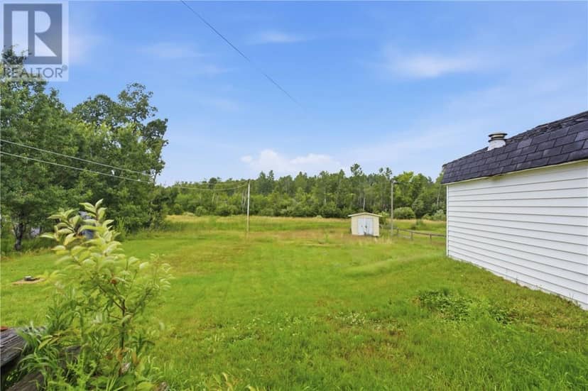 923 Highway 17 E — photo 9 of 12
