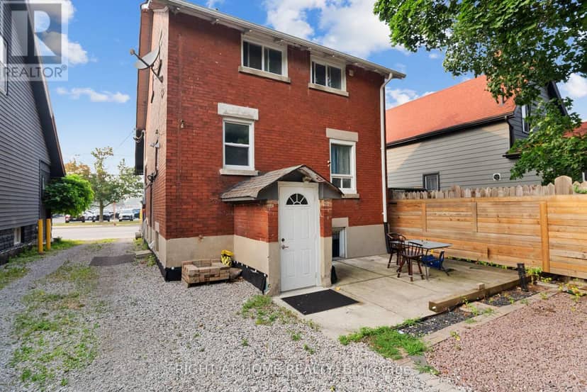 1071.5 Florence Street — photo 30 of 39