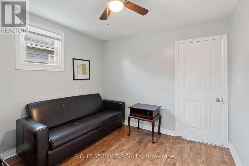 1071.5 Florence Street — photo 7 of 39