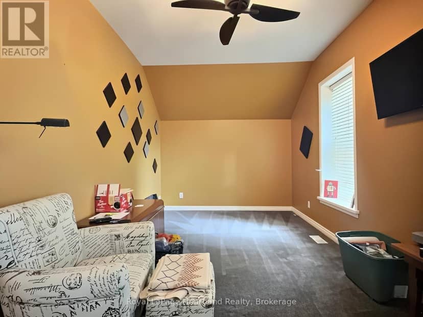 425 William Street — photo 37 of 40