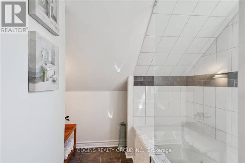 65 Mineola Road E — photo 24 of 40