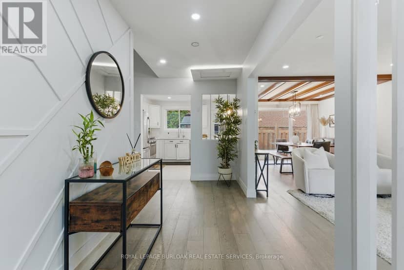 197 Burbank Street — photo 4 of 34
